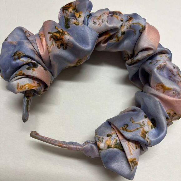 Common Era Botticelli's Daydream Ruched Headband - Picture 3 of 9